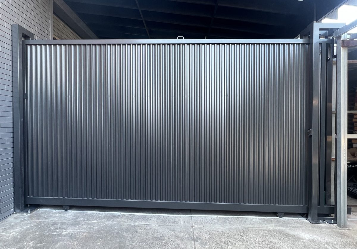 Sliding Gate | Pascoe Vale 6 | Melbourne | Newtower